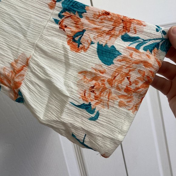 Torrid Floral Women's Shirt Blouse Gauze Plus Size 1XL White Pink Bohemian Boho - Picture 4 of 4